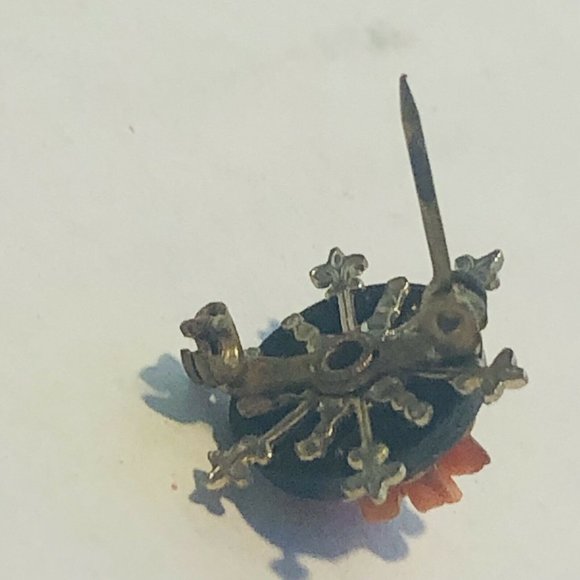 Vintage 3D Plastic Single Pink Flower Very Small Brooch Black Gold Tone - Picture 10 of 12